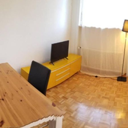 Hsh Barre 6 - City Apartment Next Cathedral Lausanne Buitenkant foto