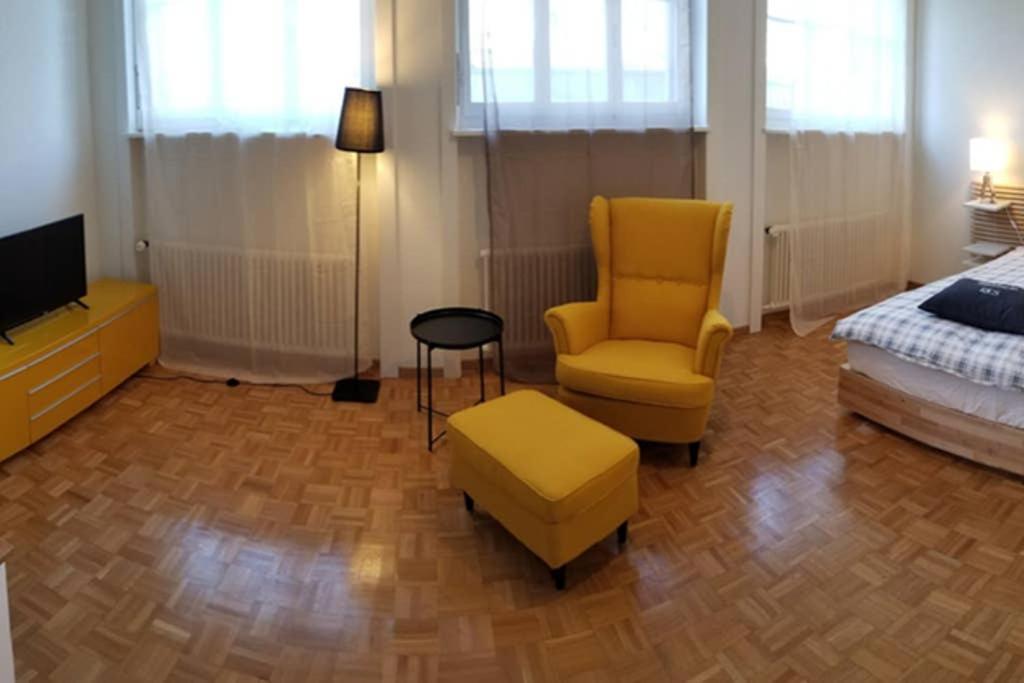 Hsh Barre 6 - City Apartment Next Cathedral Lausanne Buitenkant foto